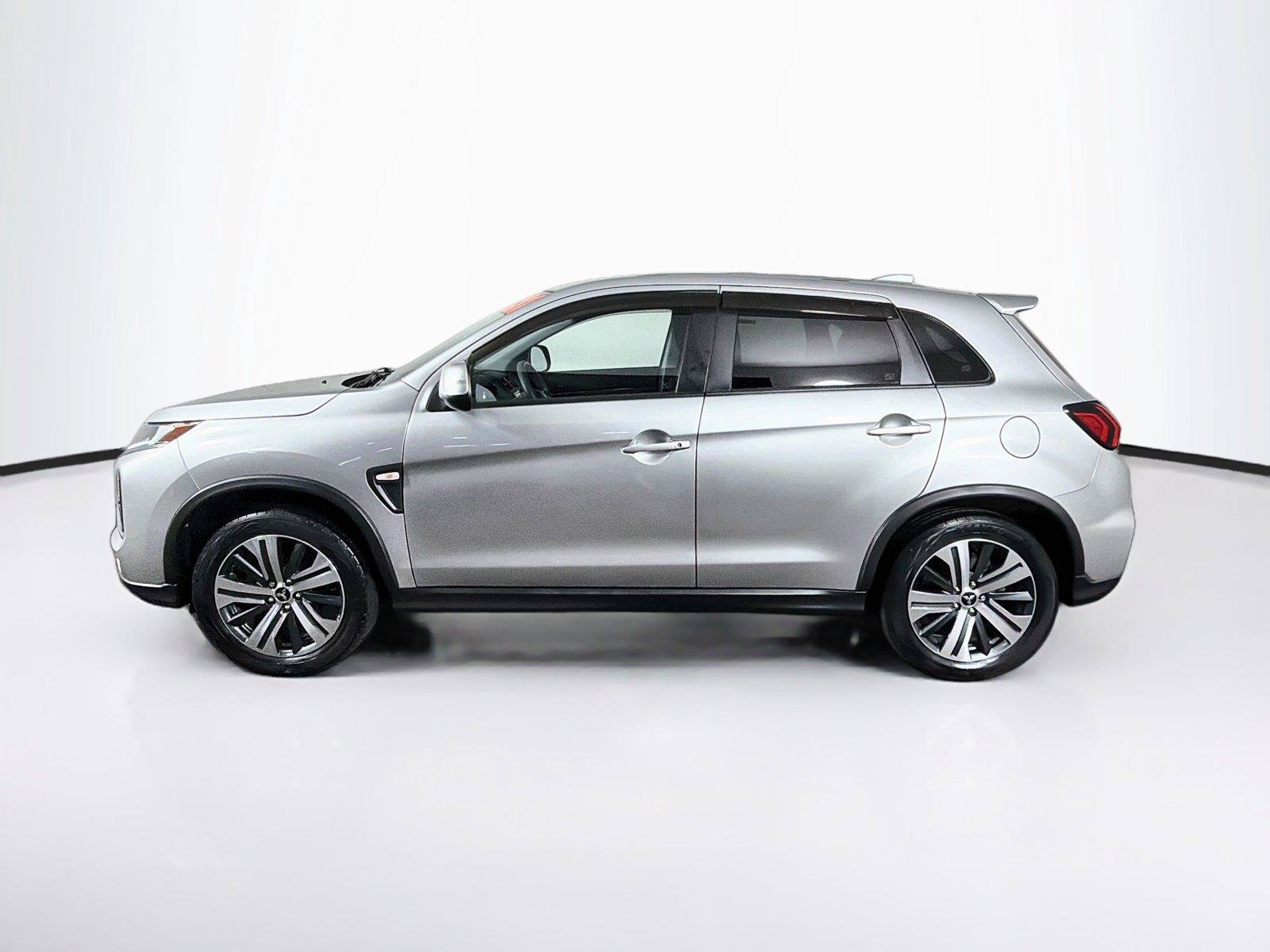 Used 2022 Mitsubishi Outlander Sport ES AWD/4WD image 8