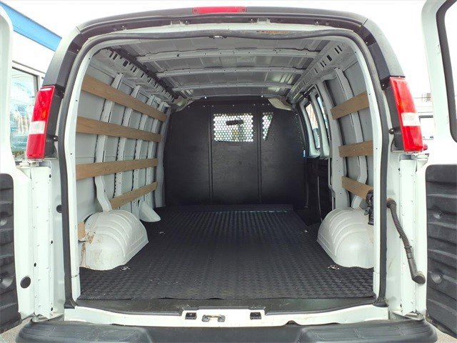 Certified 2023 Chevrolet Express 2500 w/ Driver Convenience Package image 17