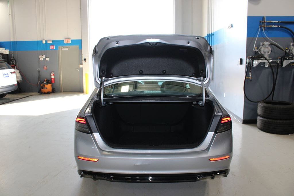 Used 2023 Honda Accord Sport image 43