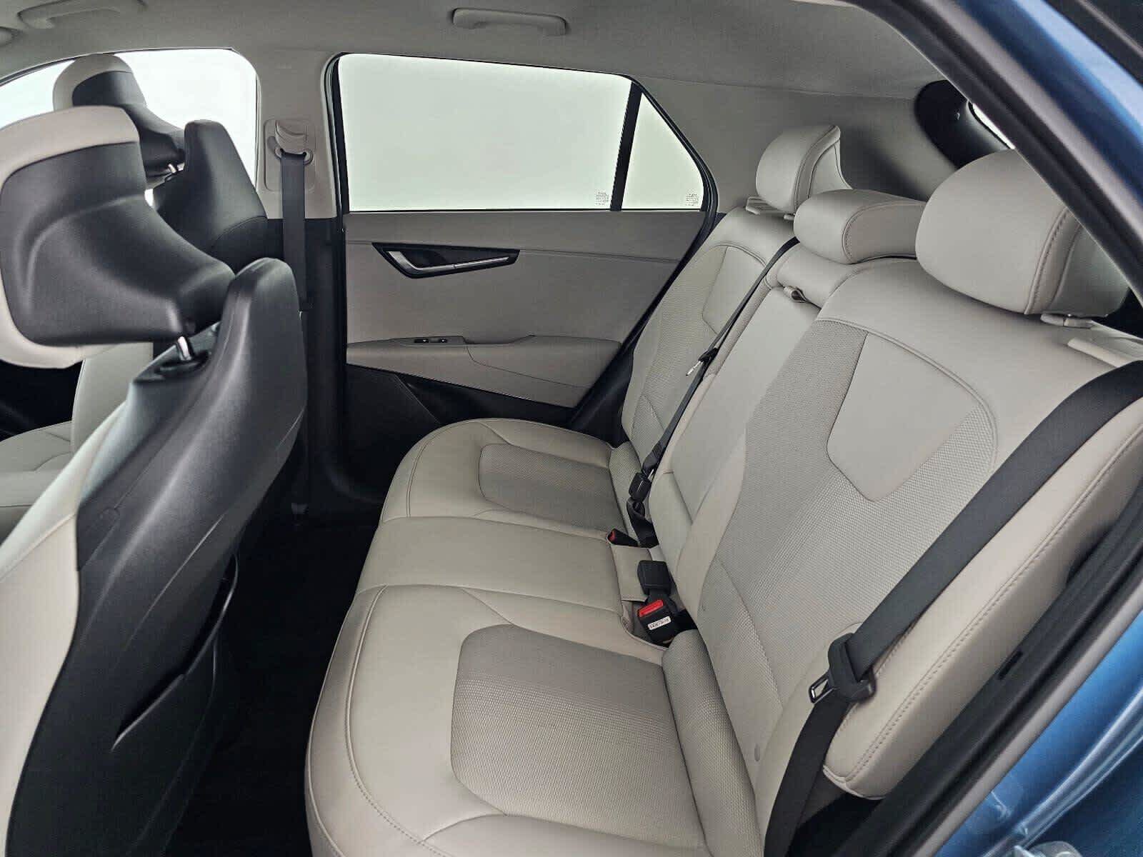 Used 2023 Kia Niro Wind w/ Wind Preserve Package FWD image 16
