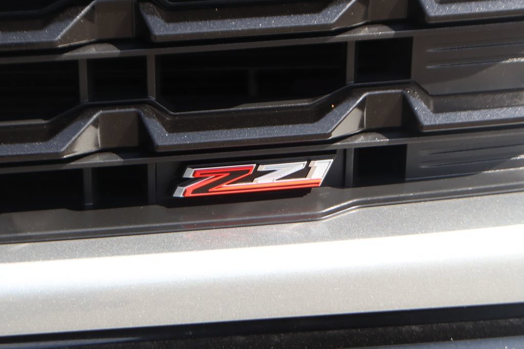 Used 2024 Chevrolet Silverado 1500 LT Trail Boss w/ LT Trail Boss Premium Package AWD/4WD image 51