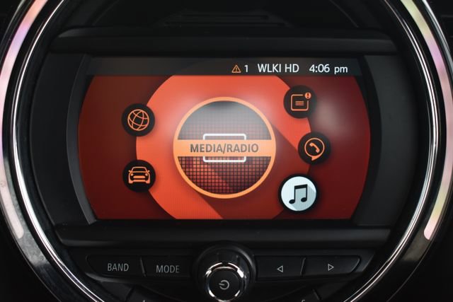 Used 2019 MINI Cooper S w/ Signature Upholstery Package FWD image 27