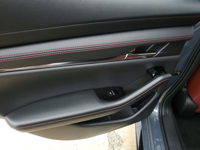 New 2026 MAZDA MAZDA3 Carbon w/ Appearance Package image 15