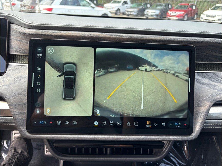 Used 2022 Rivian R1T Adventure AWD/4WD image 28