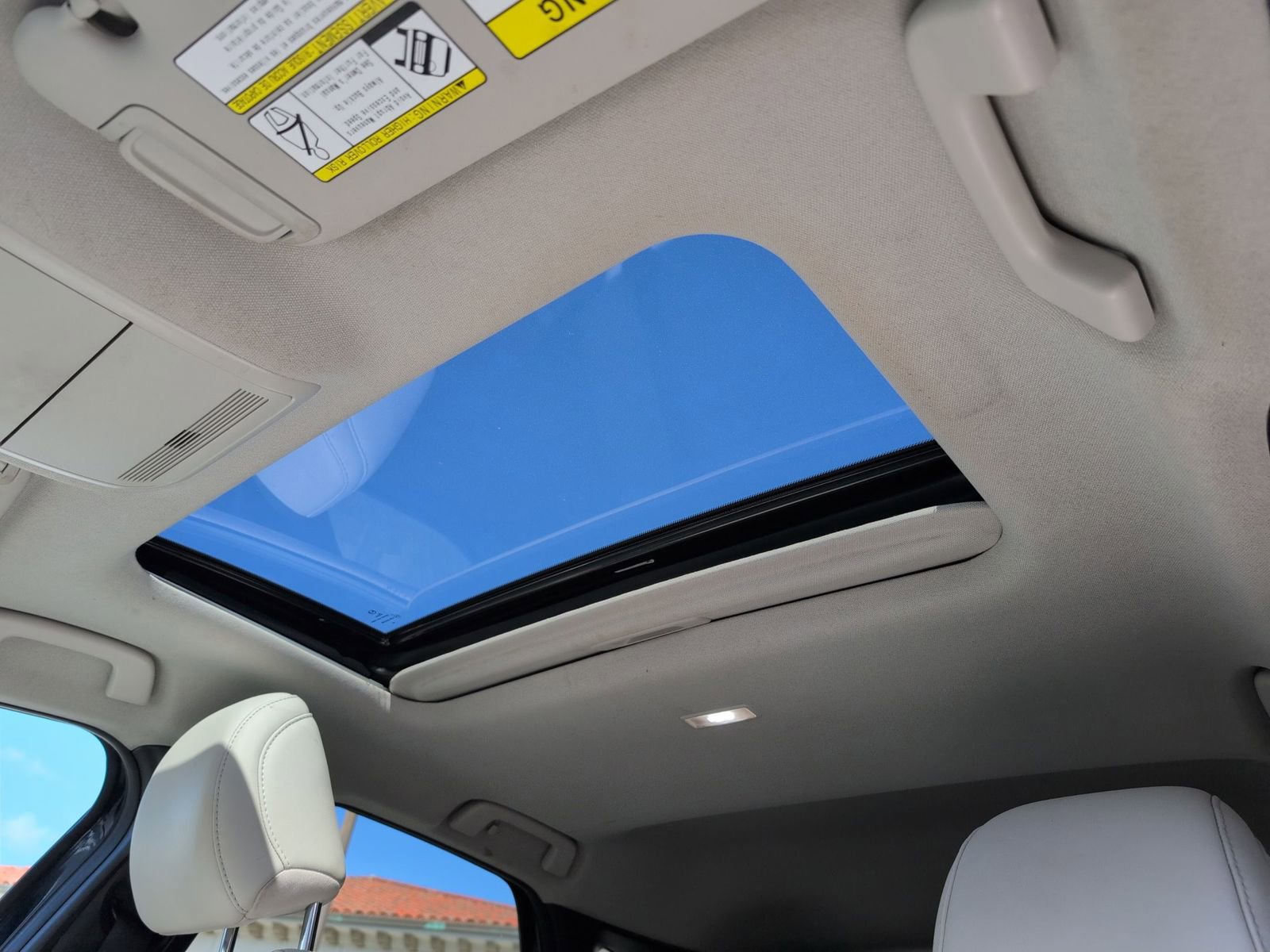 Used 2021 MAZDA CX-30 FWD 2.5 S w/ Premium Package image 14