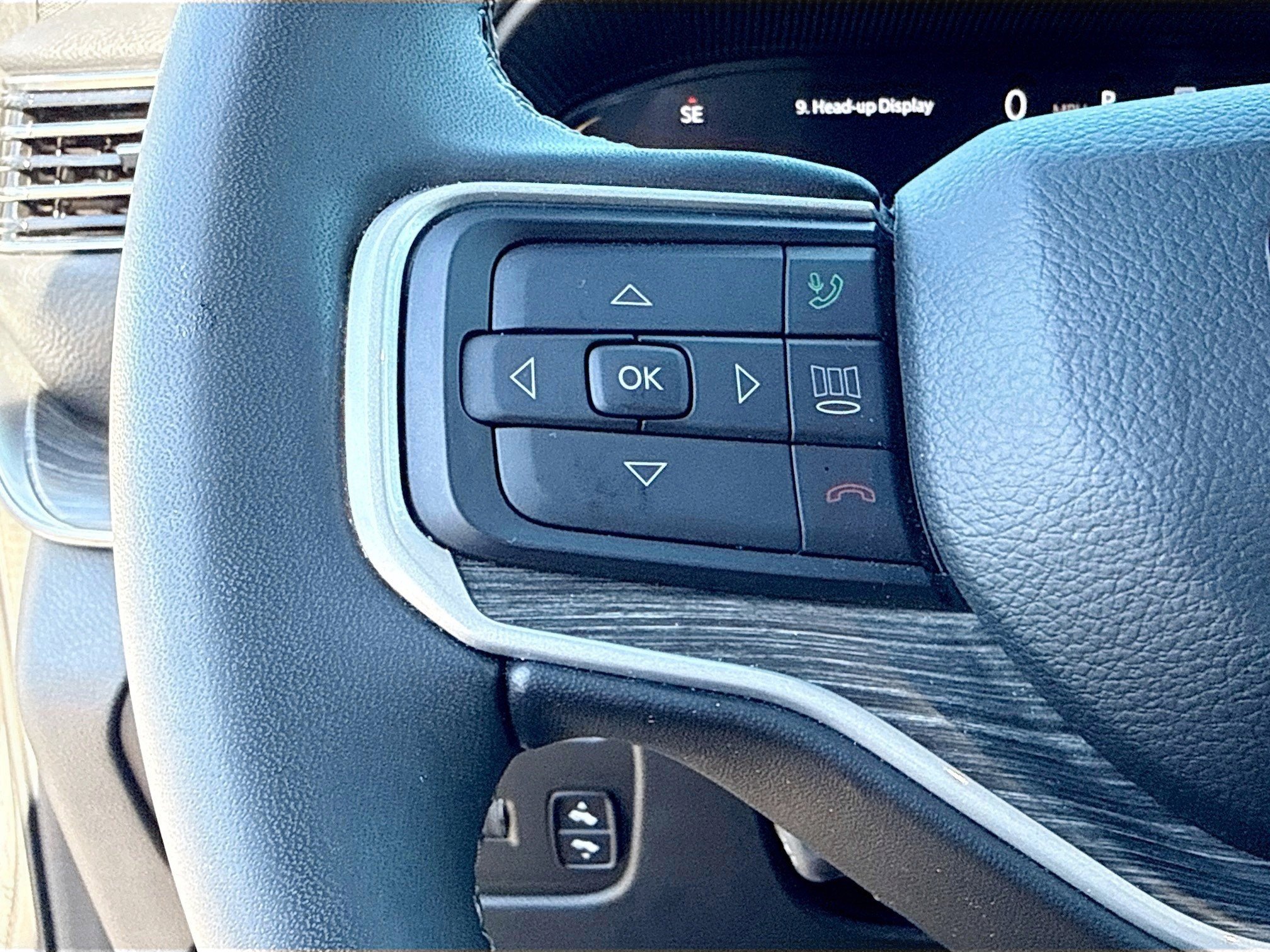 Used 2023 Jeep Wagoneer Series III w/ Convenience Group I image 36