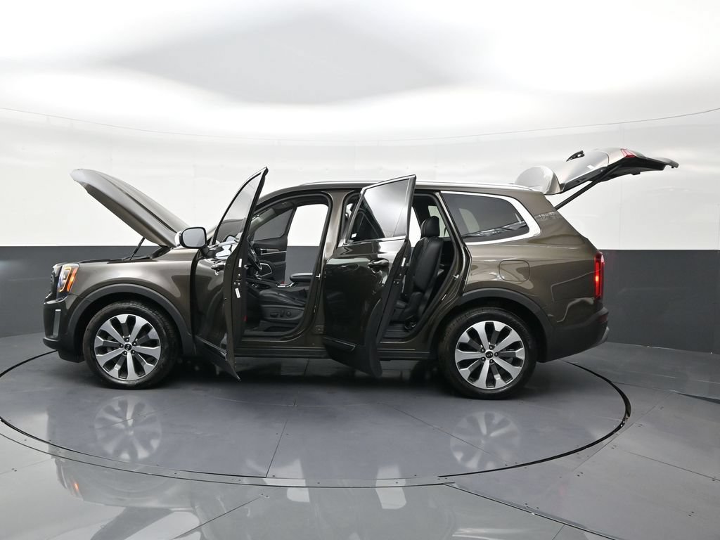 Used 2021 Kia Telluride EX w/ EX Premium Package FWD image 31