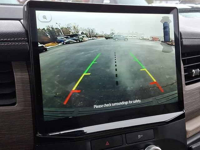 Used 2023 Ford Expedition Max Limited image 4