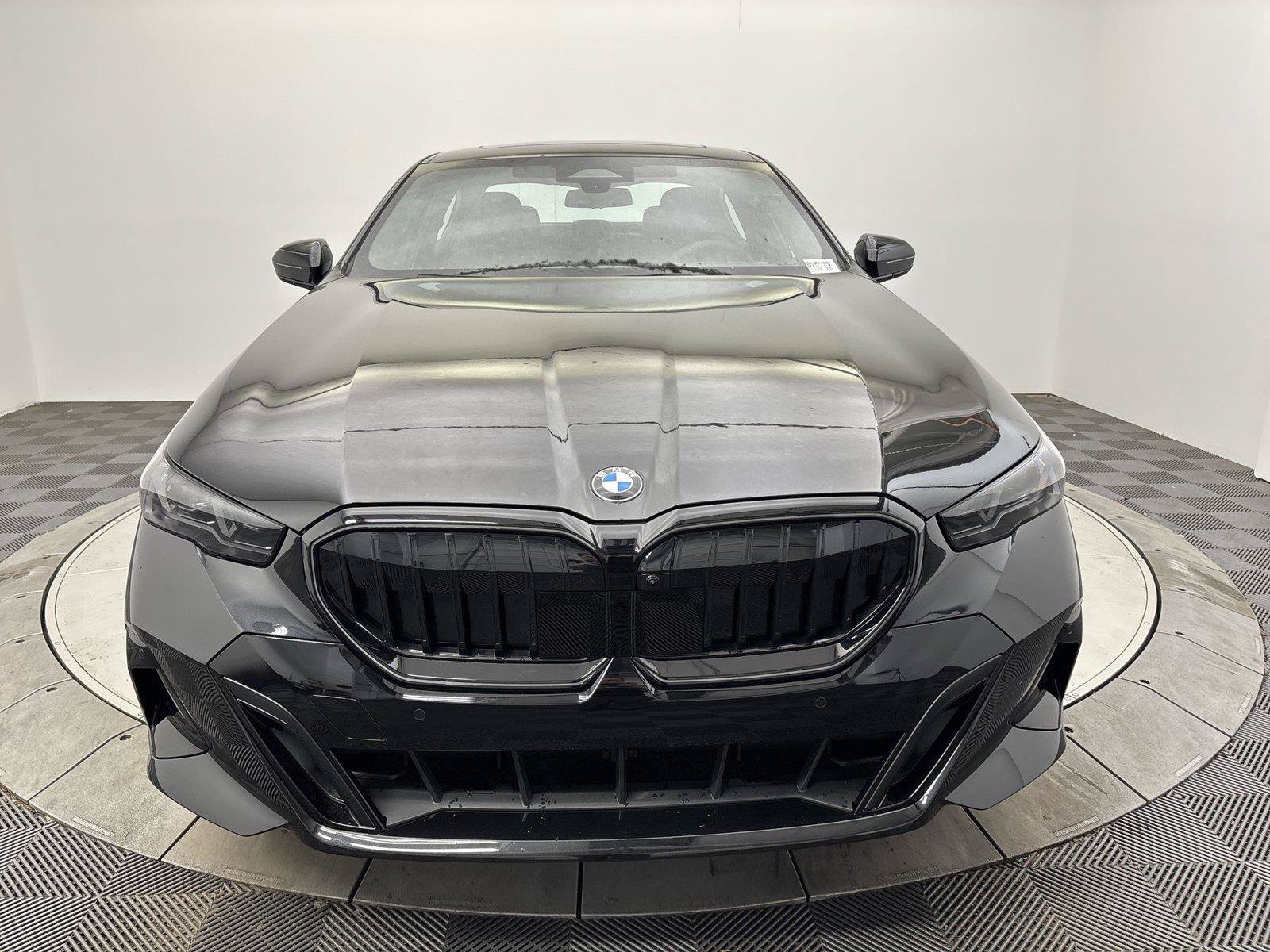 New 2027 BMW 530i xDrive w/ M Sport Package AWD/4WD image 14