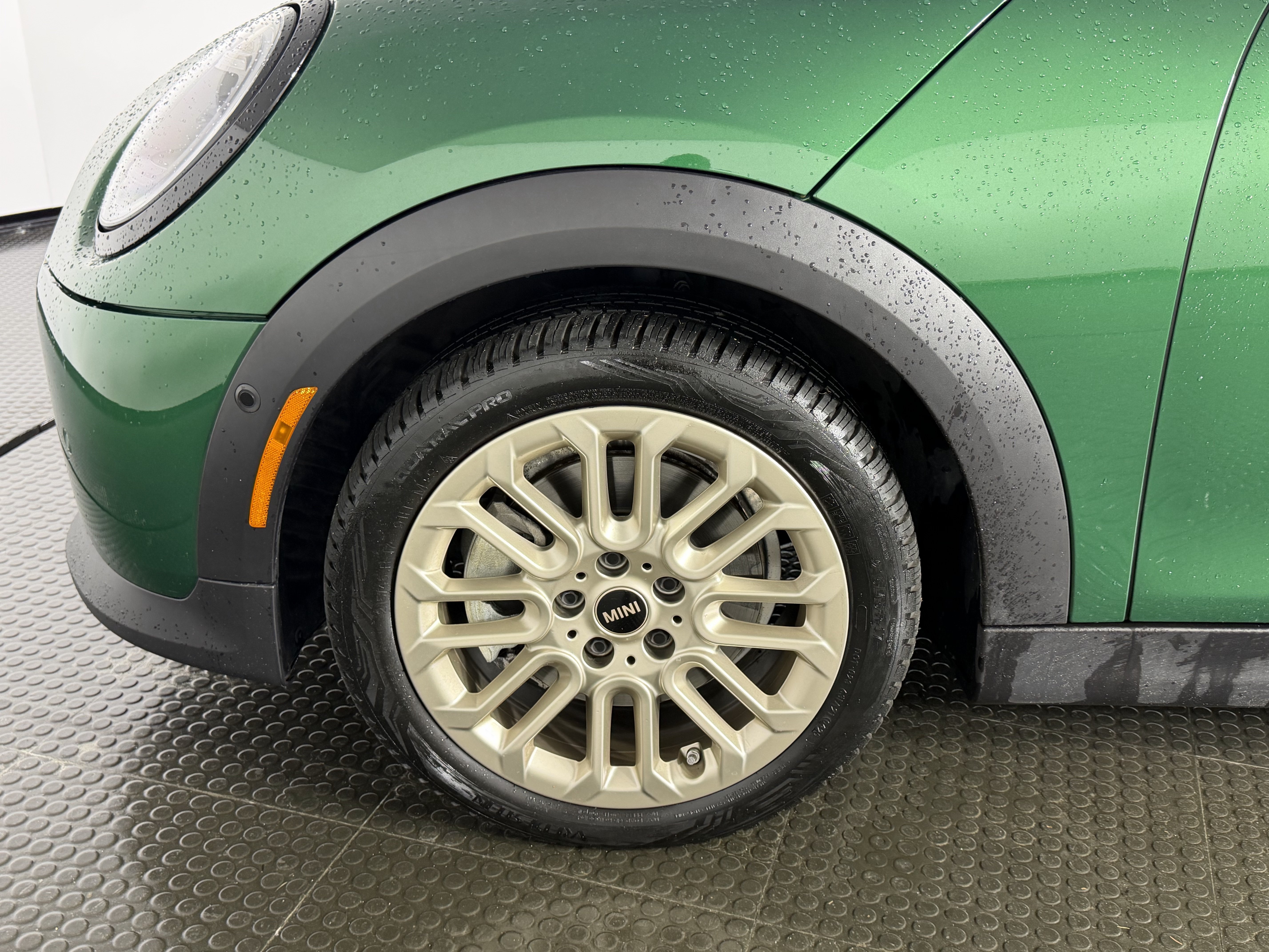 Used 2025 MINI Cooper S FWD image 7