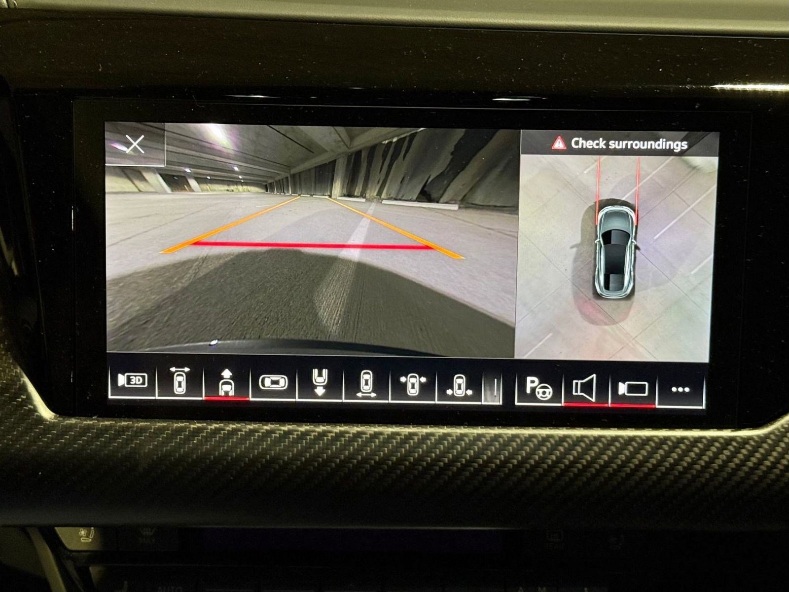 Used 2025 Audi S e-tron GT Prestige w/ Prestige Package image 27