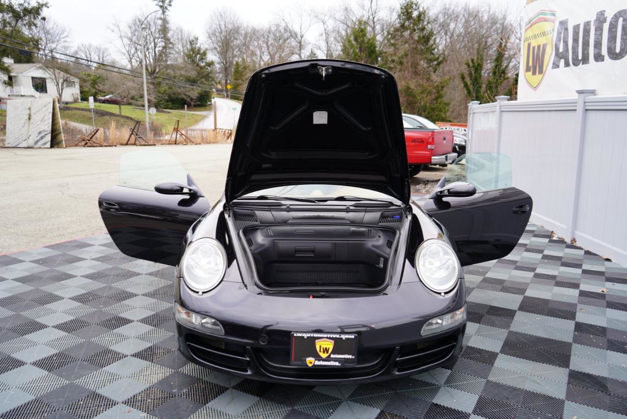 Used 2005 Porsche 911 Carrera image 96