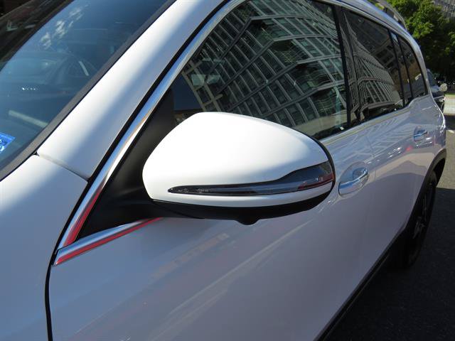 Used 2026 Mercedes-Benz GLB 250 4MATIC image 27