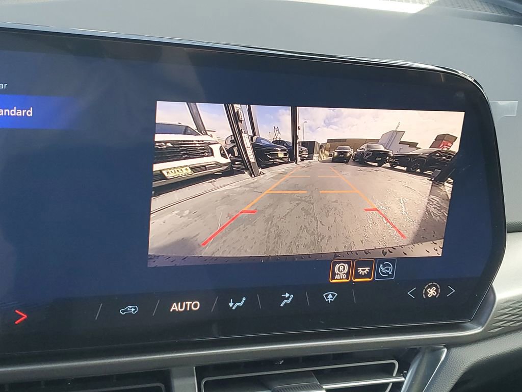 New 2026 Chevrolet Equinox EV LT image 23