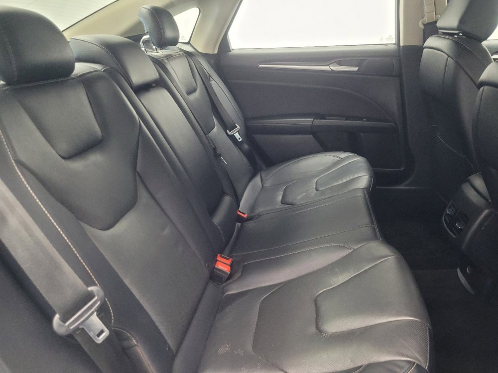 Used 2020 Ford Fusion Energi Titanium FWD image 19