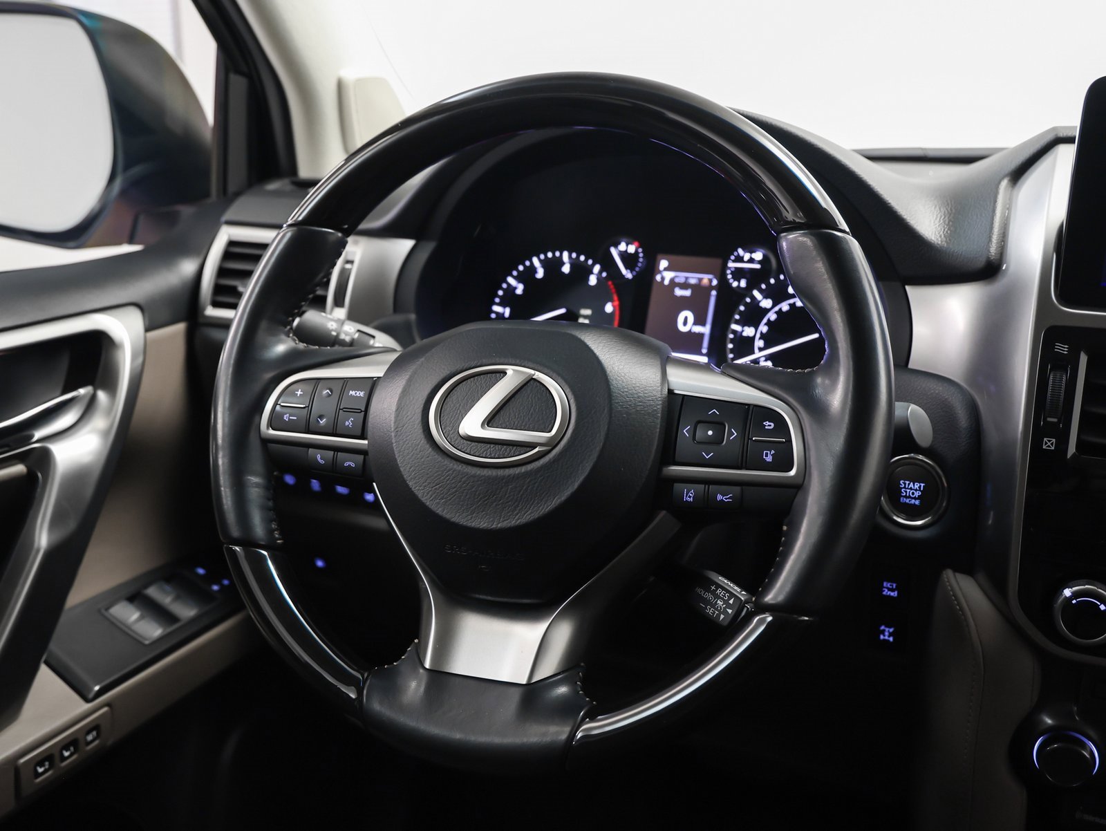 Used 2022 Lexus GX 460 Premium w/ Premium Package image 29