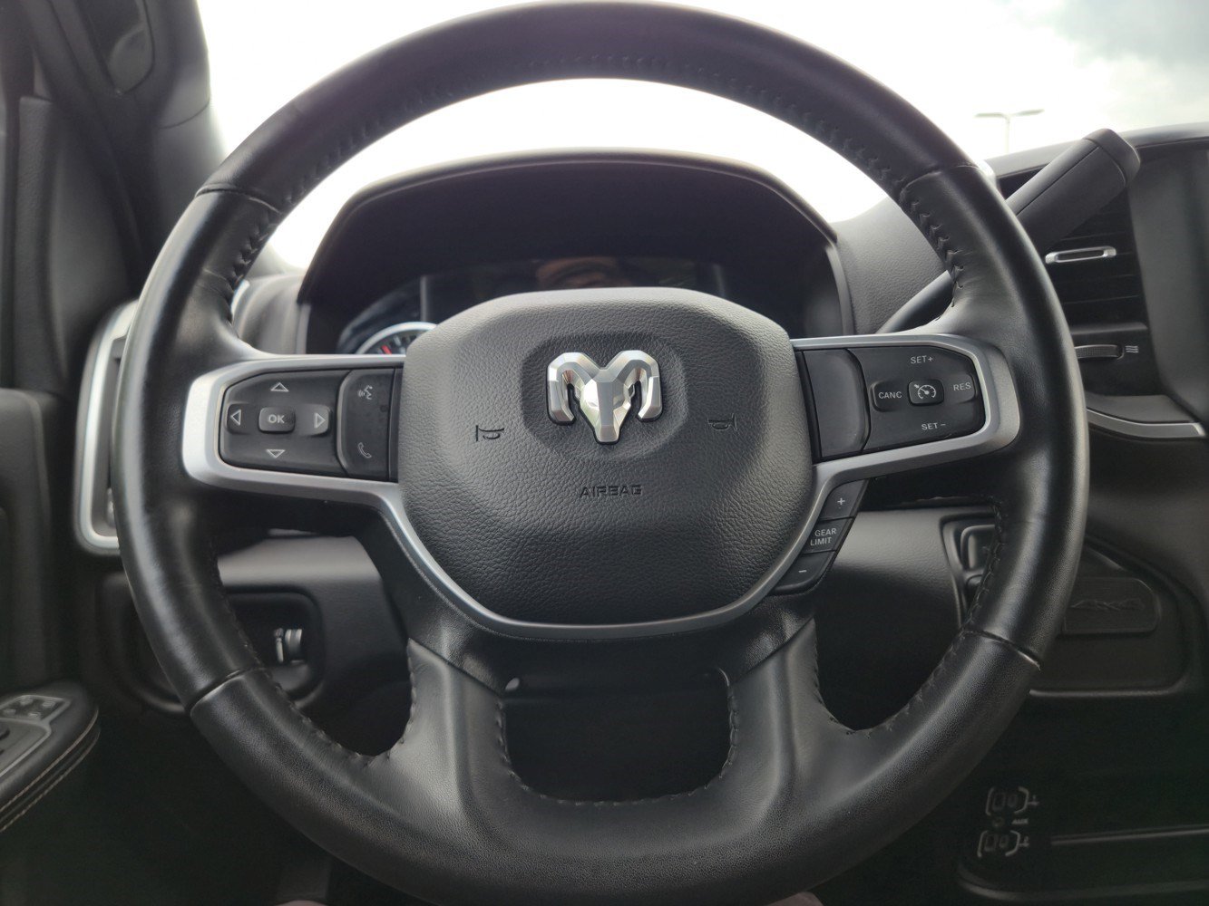 Used 2024 RAM 3500 Big Horn AWD/4WD image 16