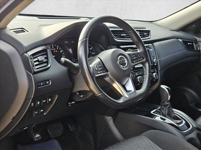 Used 2019 Nissan Rogue SV FWD image 9