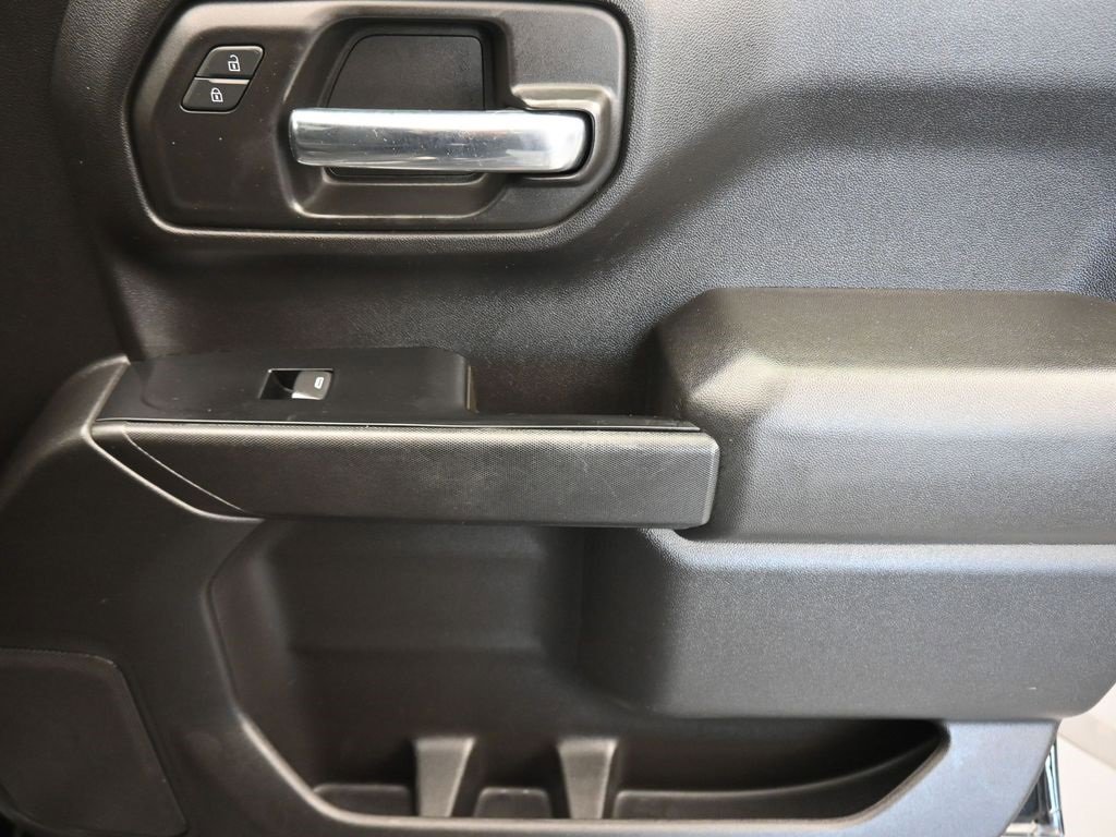 Used 2020 Chevrolet Silverado 1500 Custom image 35