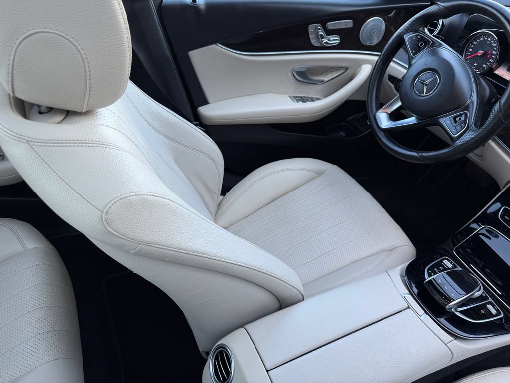 Used 2018 Mercedes-Benz E 300 image 32