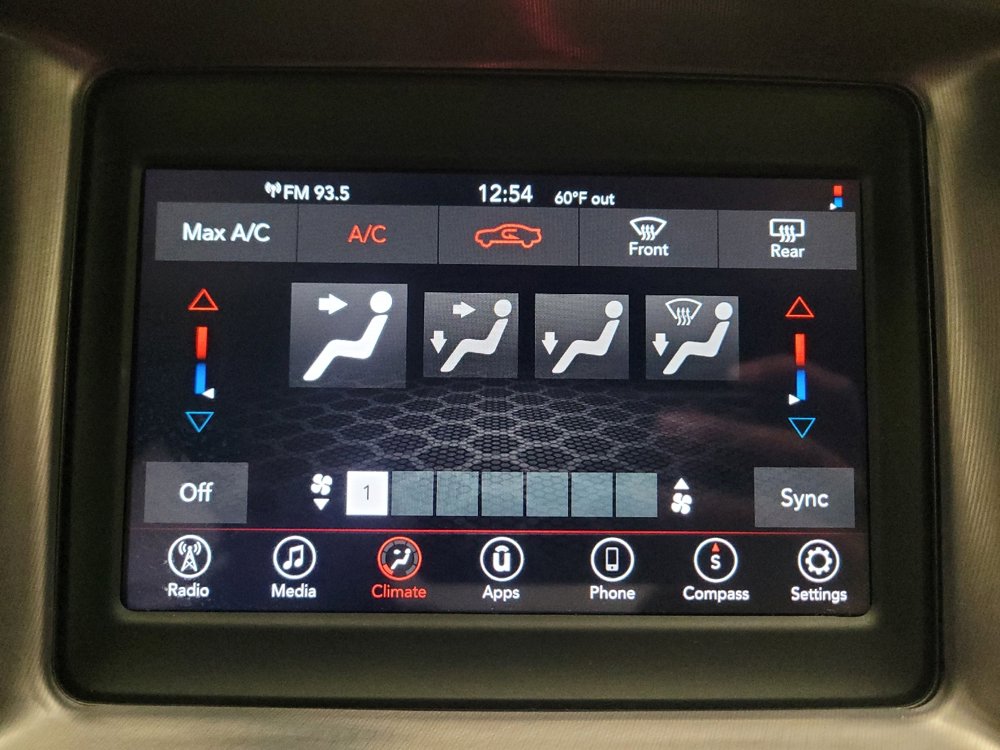 Used 2020 Dodge Charger SXT RWD image 25