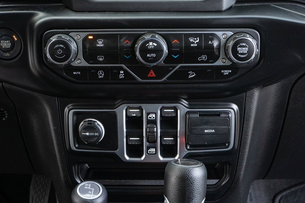 Used 2021 Jeep Wrangler Unlimited Sport image 23