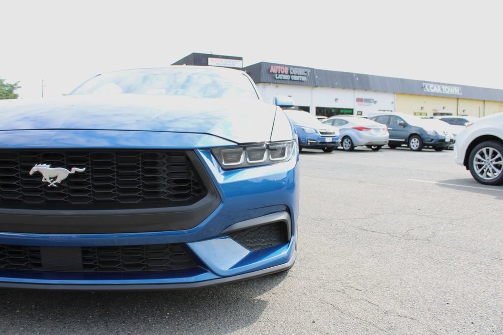 Used 2024 Ford Mustang Coupe RWD image 35