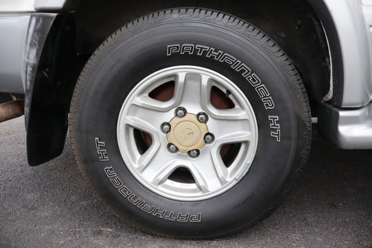Used 2000 Toyota 4Runner Limited AWD/4WD image 40