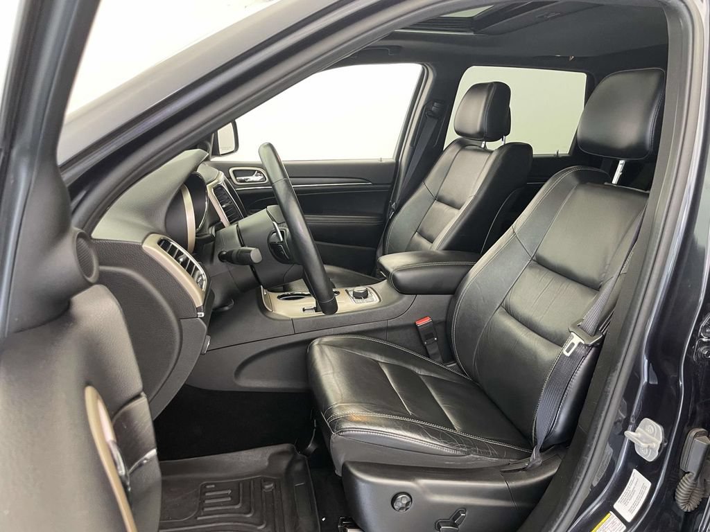 Used 2014 Jeep Grand Cherokee Limited AWD/4WD image 14
