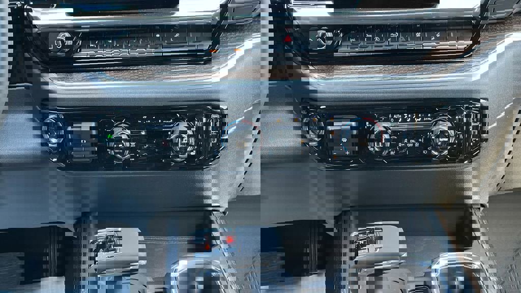 New 2026 Chevrolet Silverado 1500 LT Trail Boss w/ LT Trail Boss Premium Package image 18