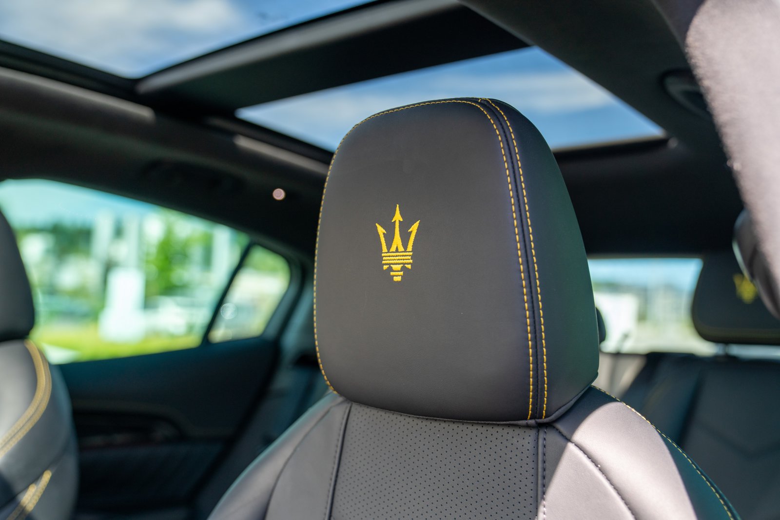 Used 2023 Maserati Grecale Modena AWD/4WD image 13
