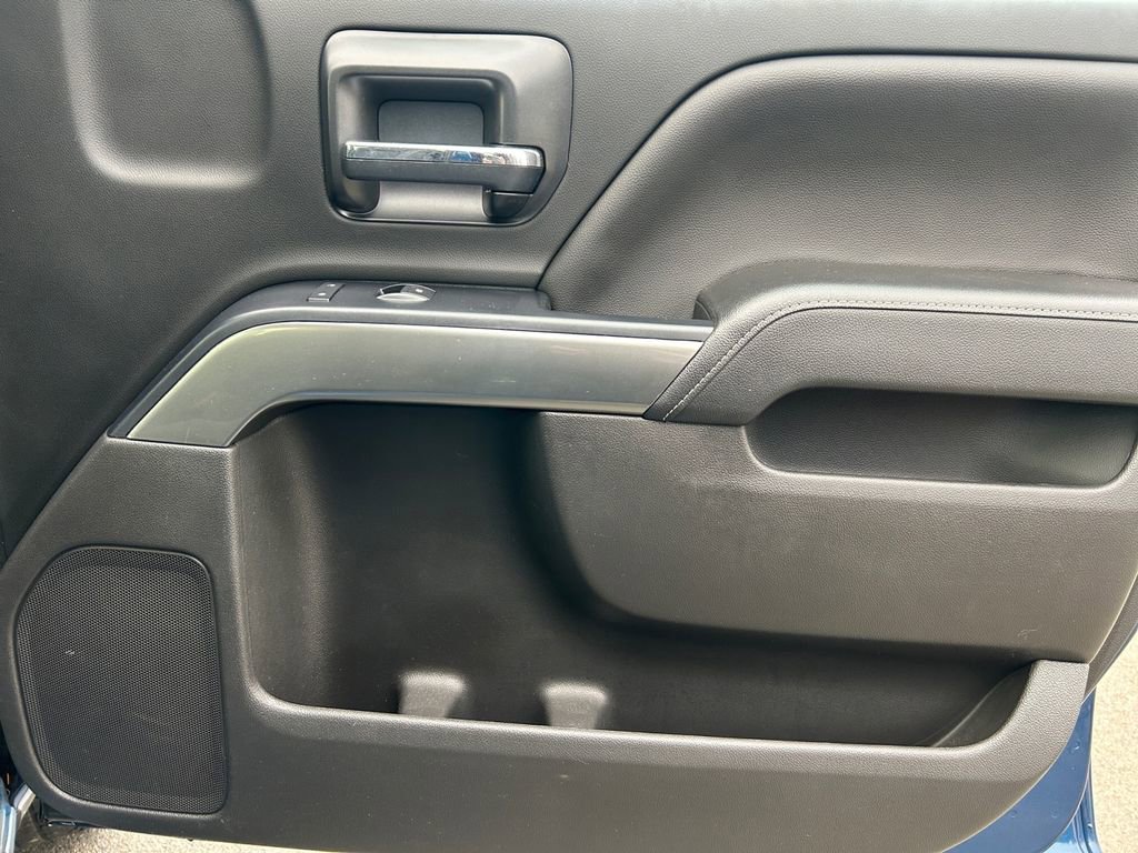 Used 2018 Chevrolet Silverado 1500 LT w/ All Star Edition image 25