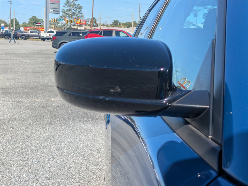 Used 2023 Dodge Charger SXT image 12