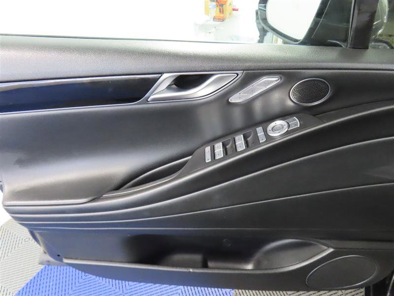 Used 2023 Genesis G80 2.5T image 16