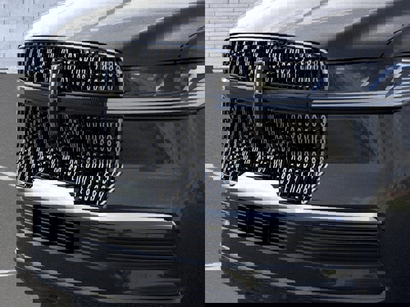 New 2026 Lincoln Navigator Reserve image 17