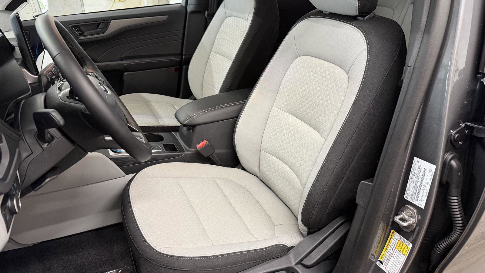 New 2026 Ford Escape Active image 10
