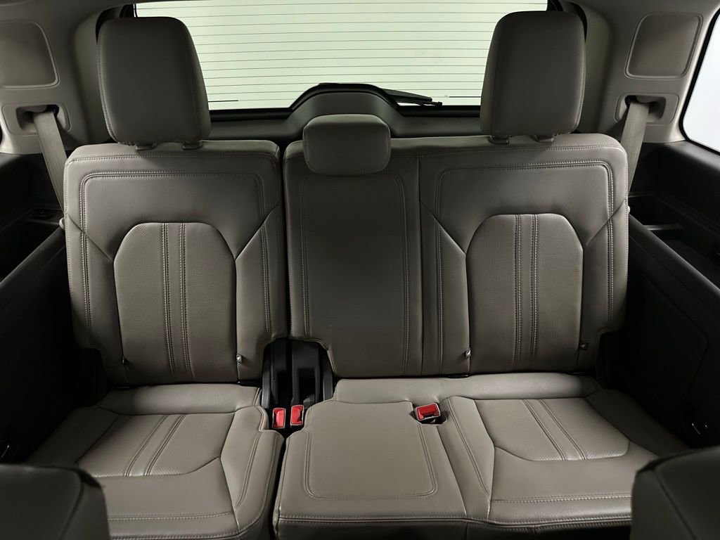 Used 2018 Ford Expedition Limited w/ Equipment Group 302A image 15