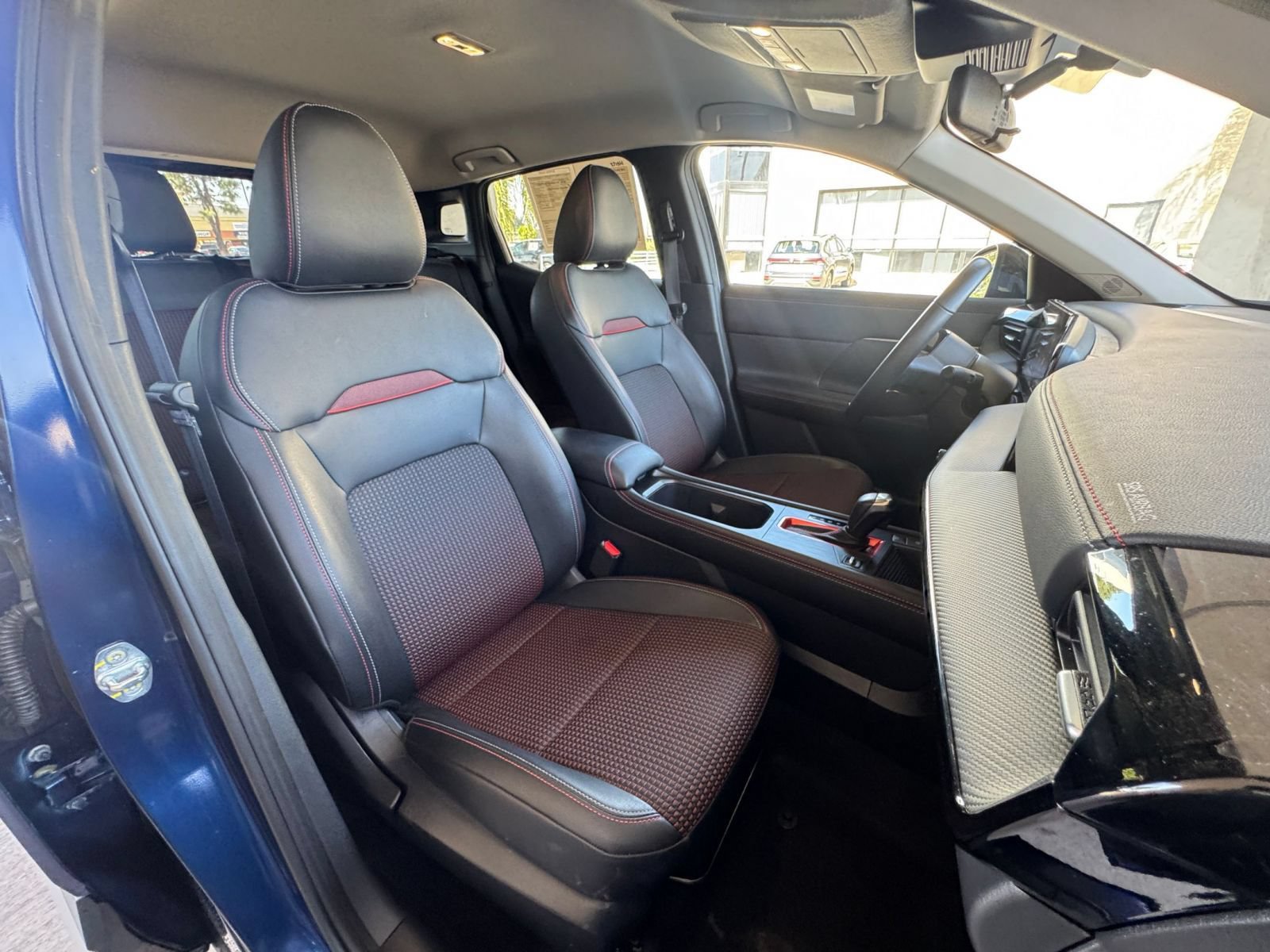 Used 2026 Nissan Kicks SR FWD image 35