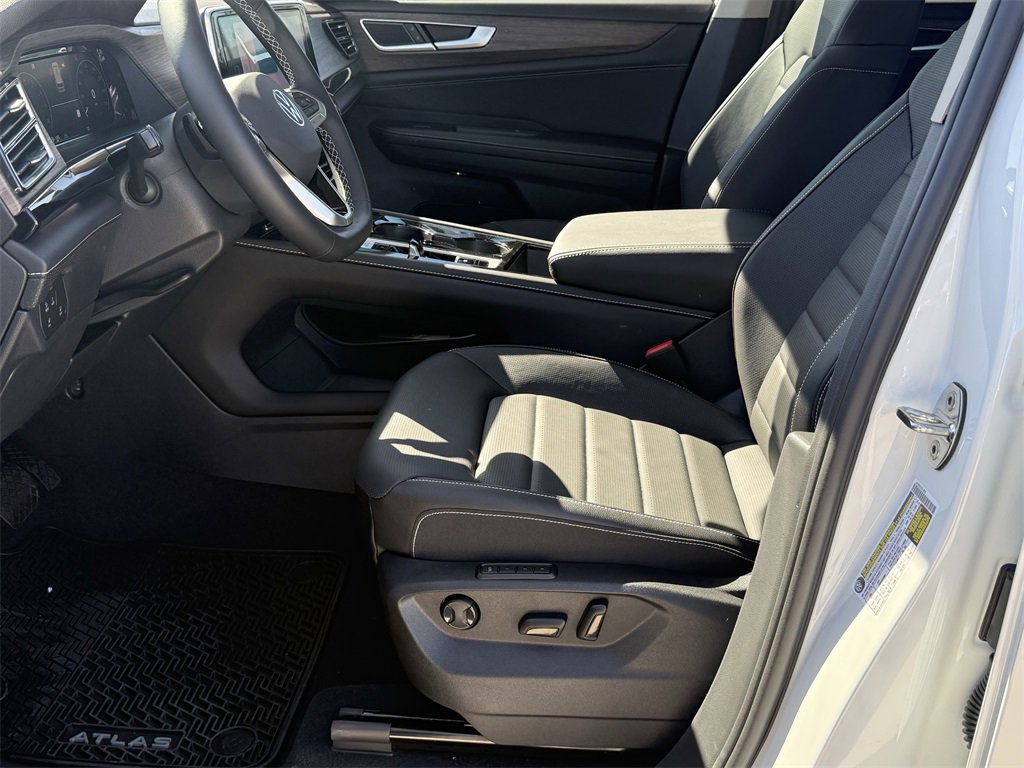 New 2026 Volkswagen Atlas SEL image 12