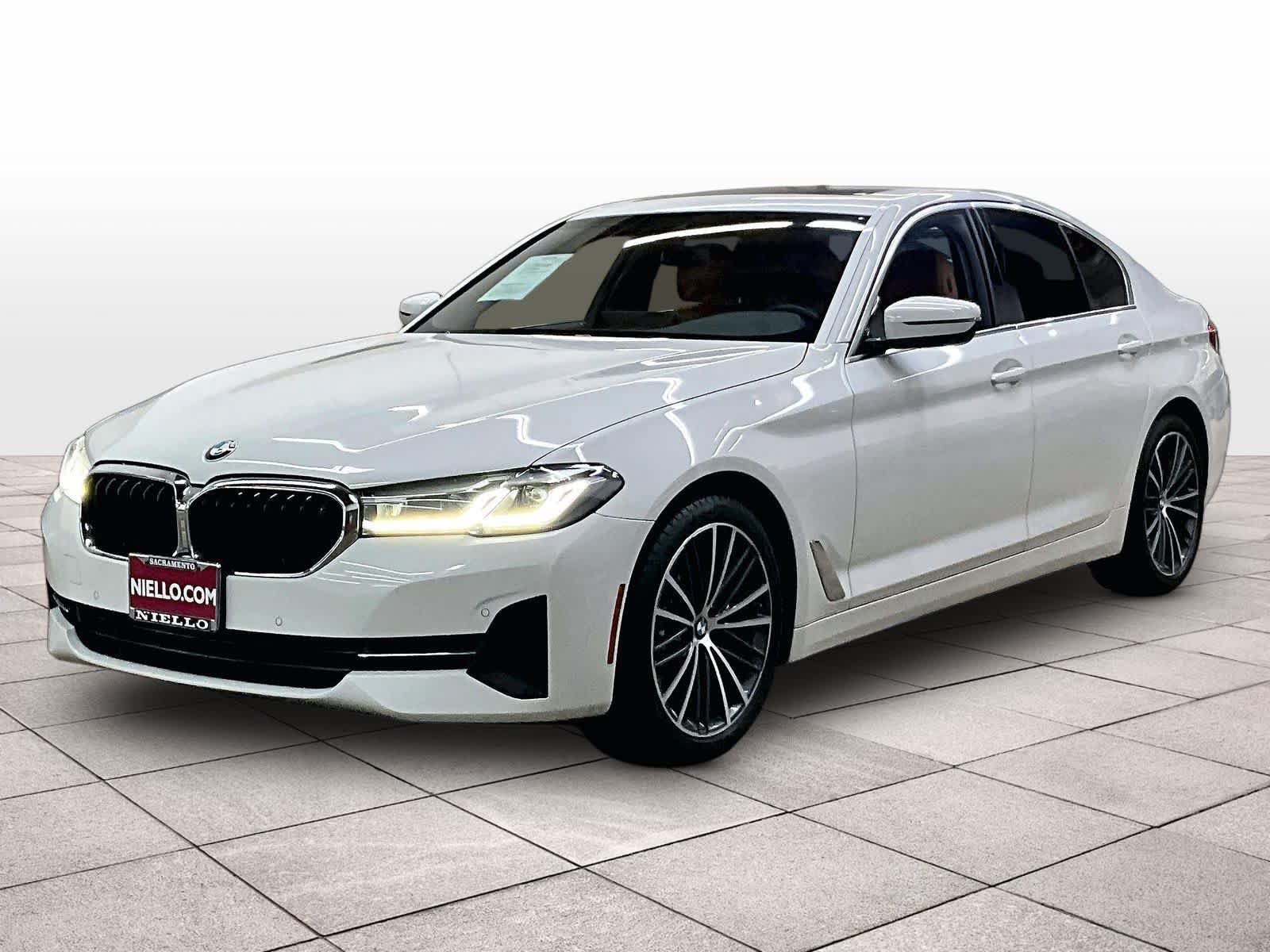 Used 2023 BMW 530i w/ Convenience Package RWD image 1