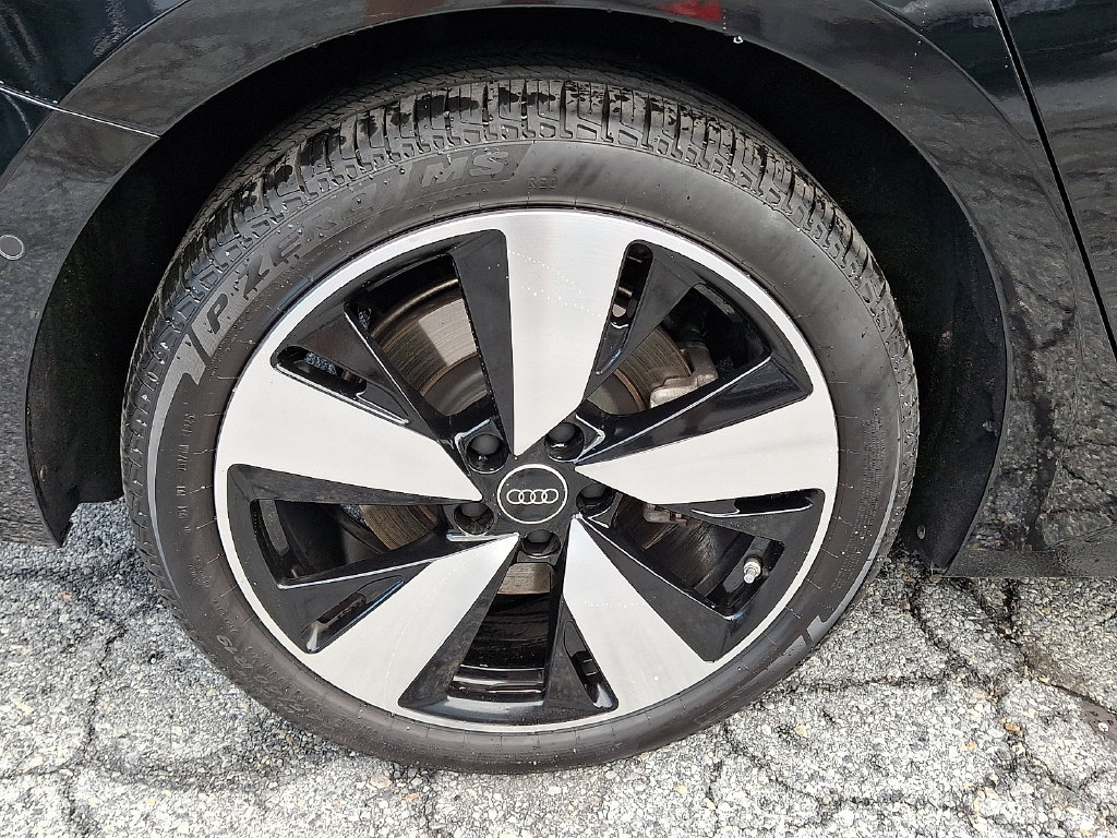 Certified 2025 Audi A5 2.0T Premium Plus w/ Premium Plus AWD/4WD image 8