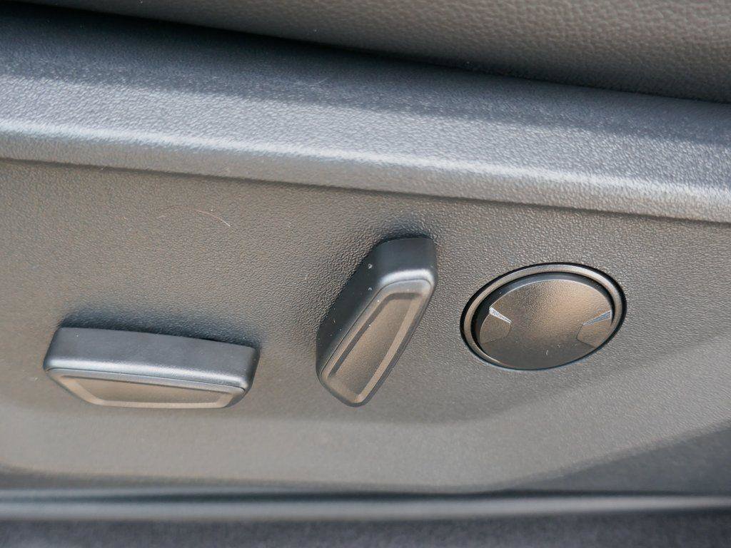 New 2026 Ford F150 Lariat w/ Equipment Group 501A Mid image 15