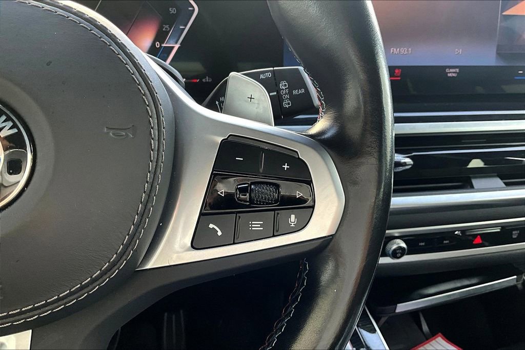 Used 2023 BMW X7 M60i AWD/4WD image 12