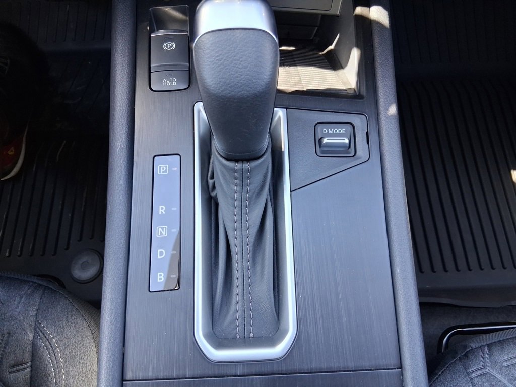 New 2026 Nissan Kicks SV w/ Cold Weather Package image 15