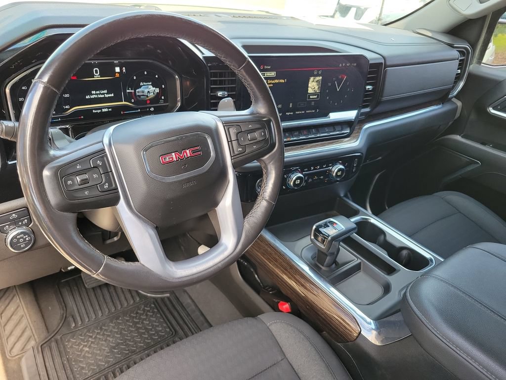 Used 2023 GMC Sierra 1500 Elevation w/ X31 Off-Road Package AWD/4WD image 12