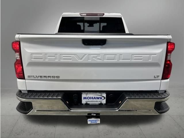 Used 2024 Chevrolet Silverado 1500 LT w/ Leather Package AWD/4WD image 4