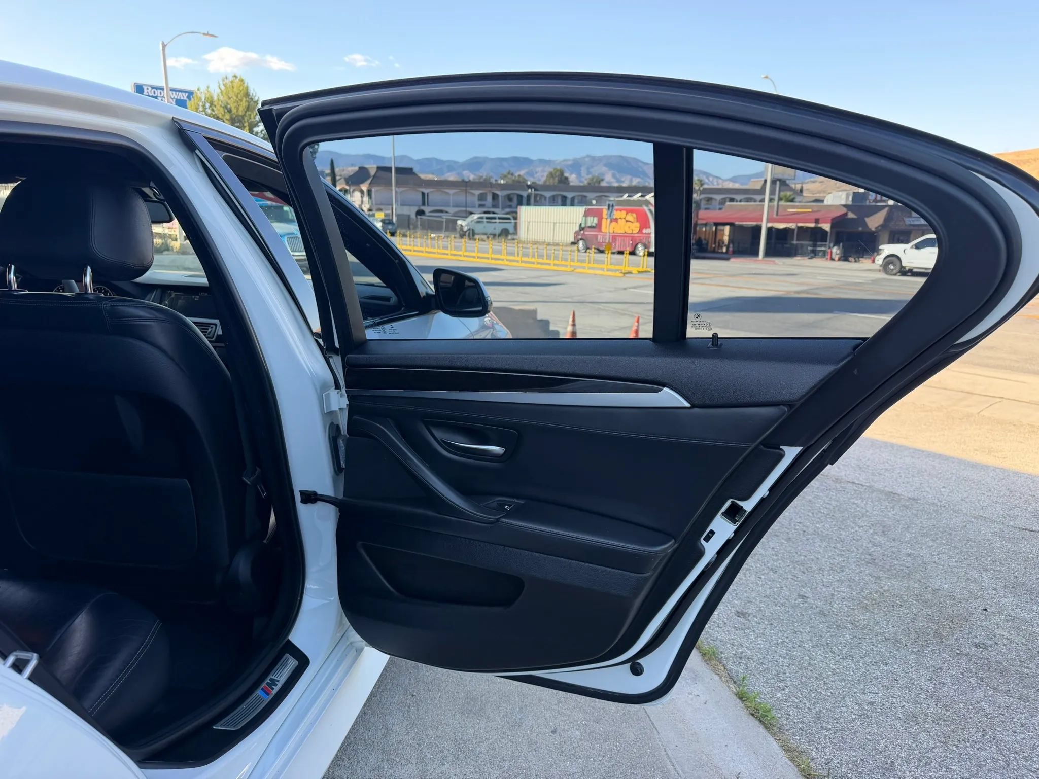 Used 2016 BMW 535i Sedan RWD image 21