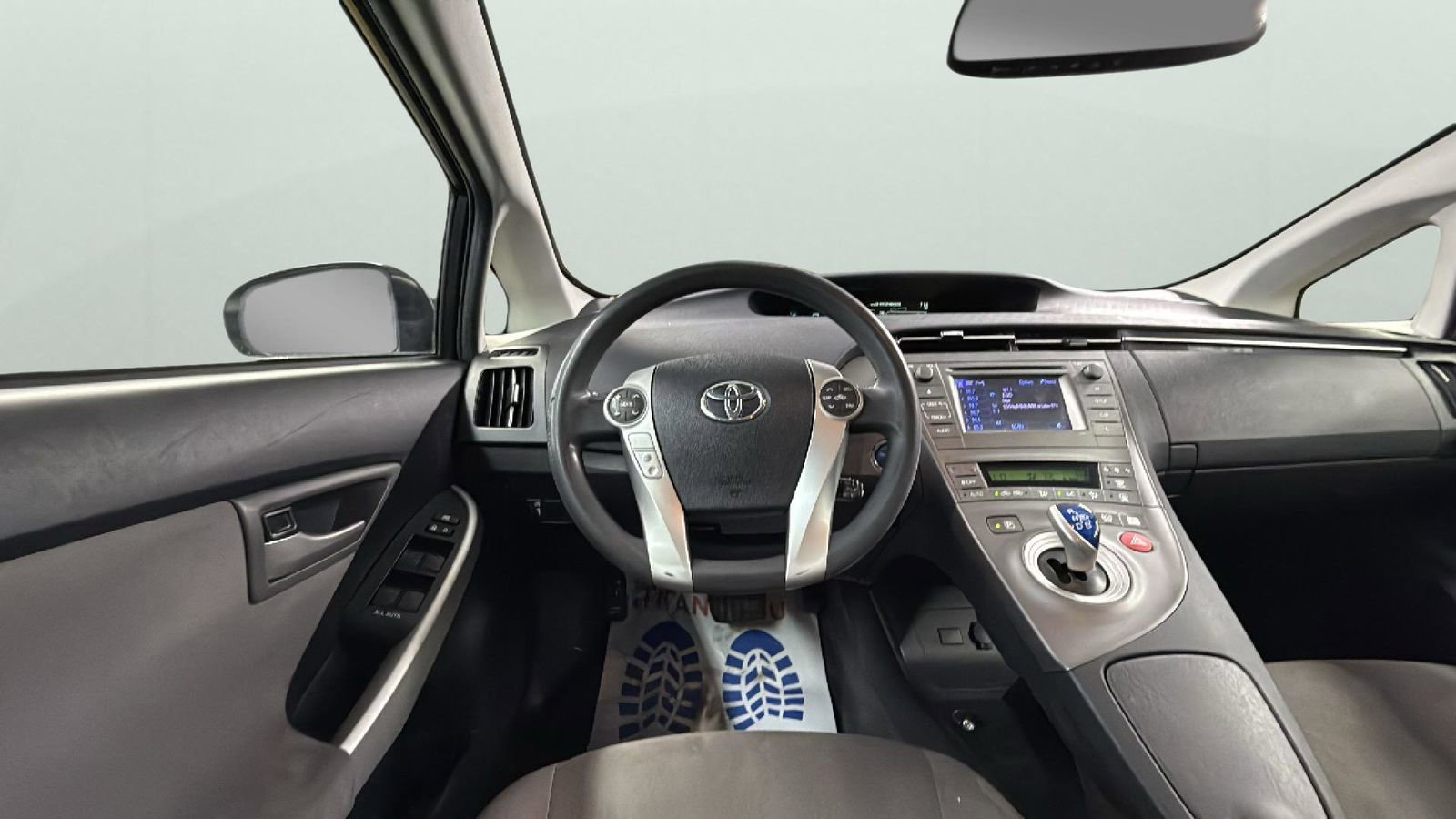 Used 2015 Toyota Prius Two image 13
