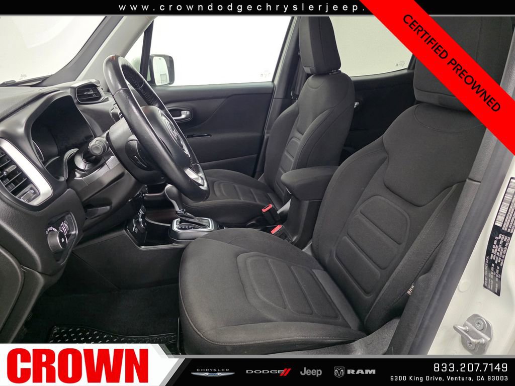 Certified 2020 Jeep Renegade Latitude w/ Cold Weather Group AWD/4WD image 26