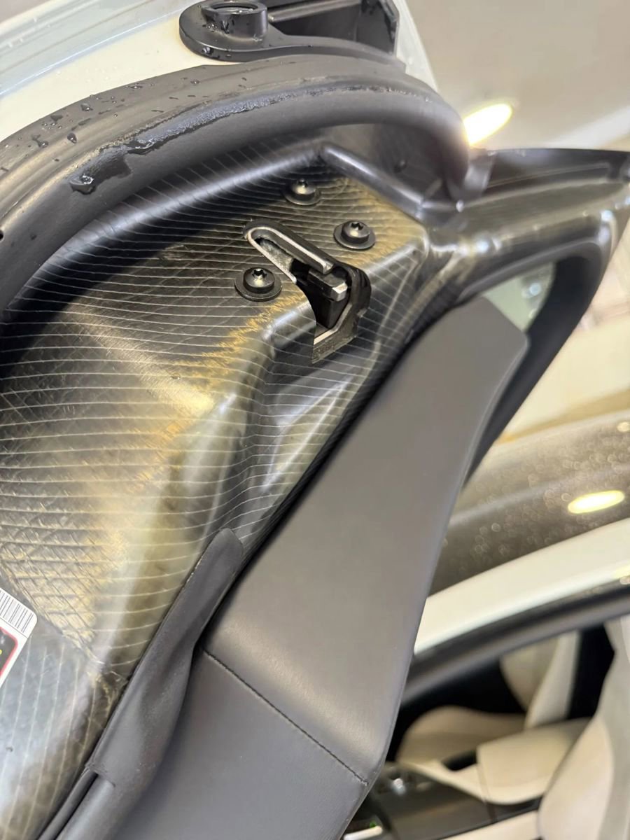 Used 2015 BMW i8 image 18